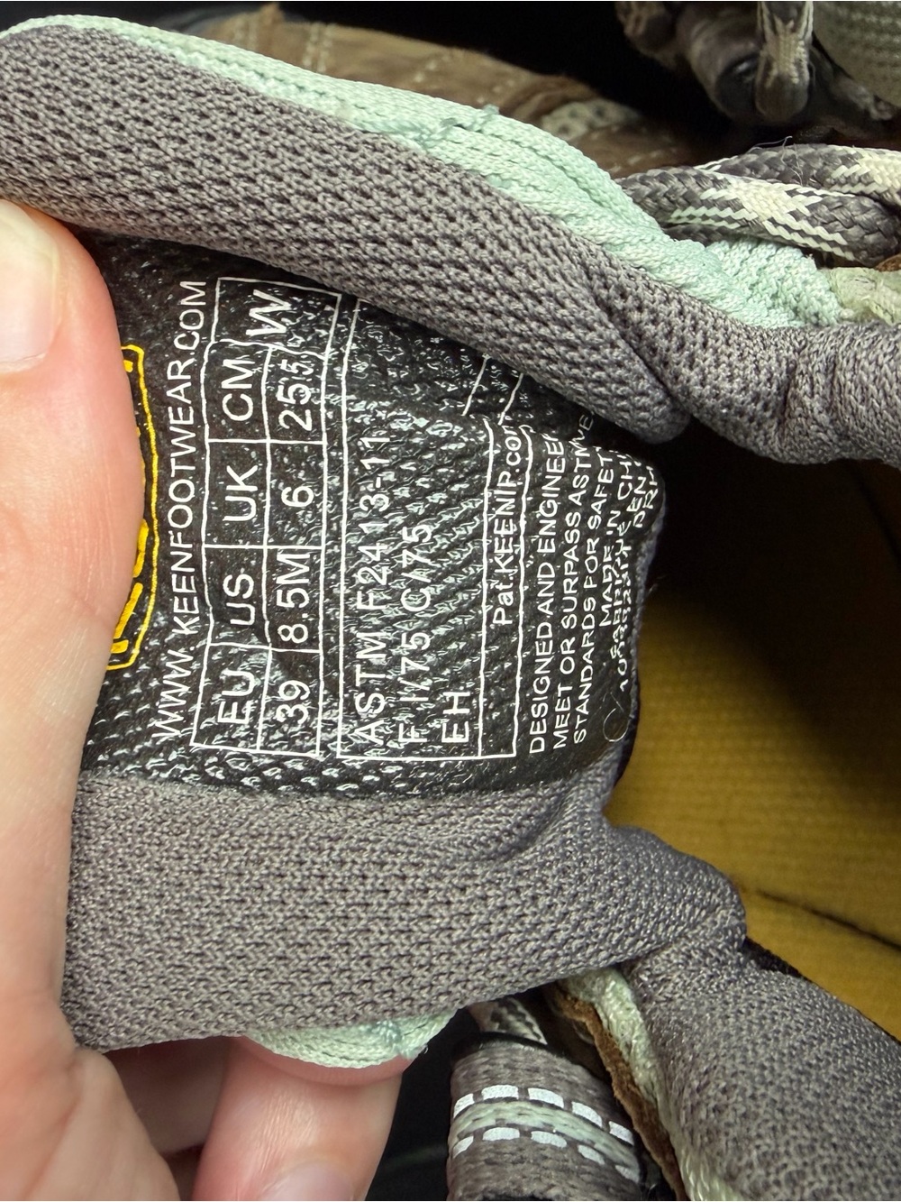 Keen’s - women’s 8.5, good used condition (see all photos!) - Picture 6 of 8